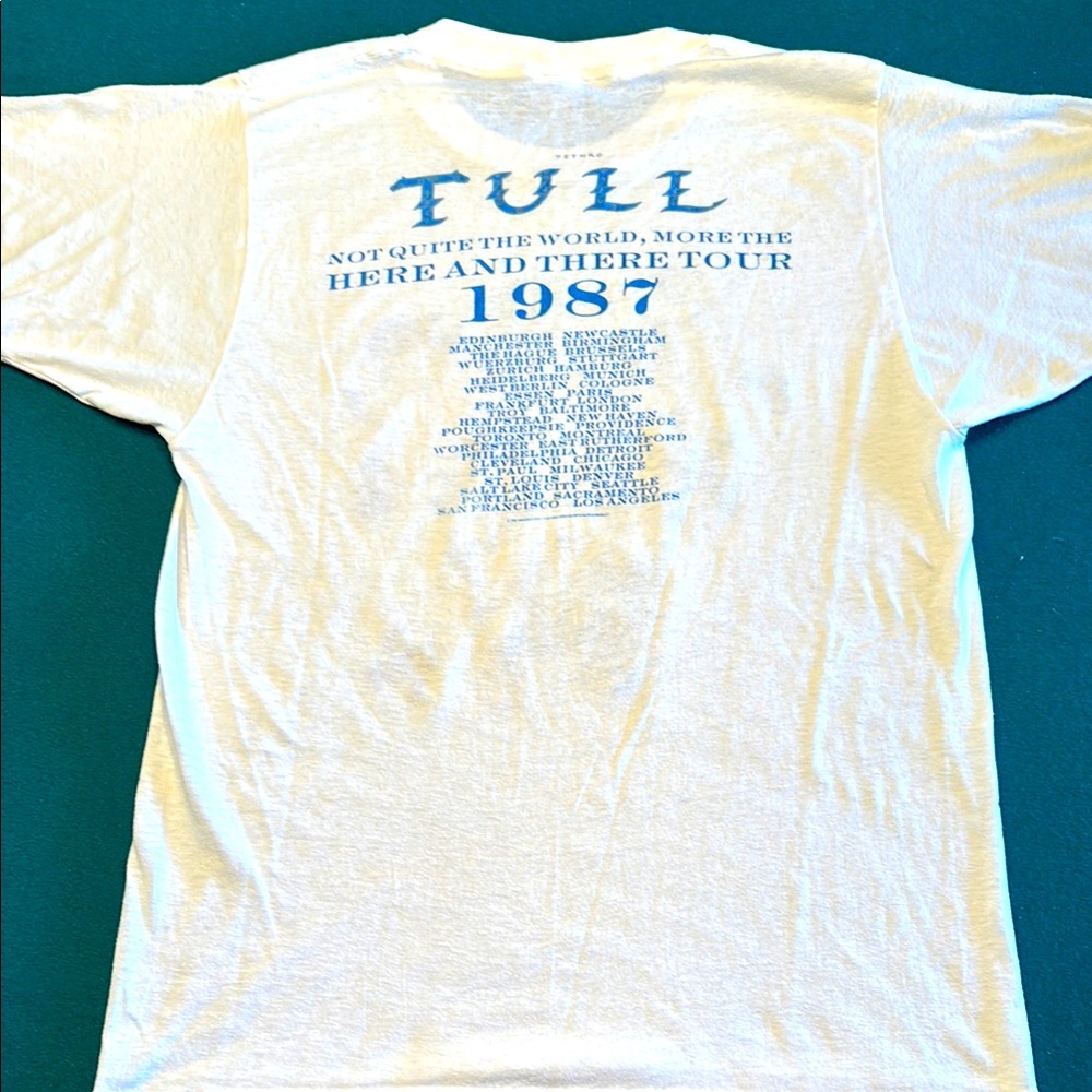VTG 1987 Jethro Tull “ Not Quite the World …” Tour RARE & Original XL TShirt $75